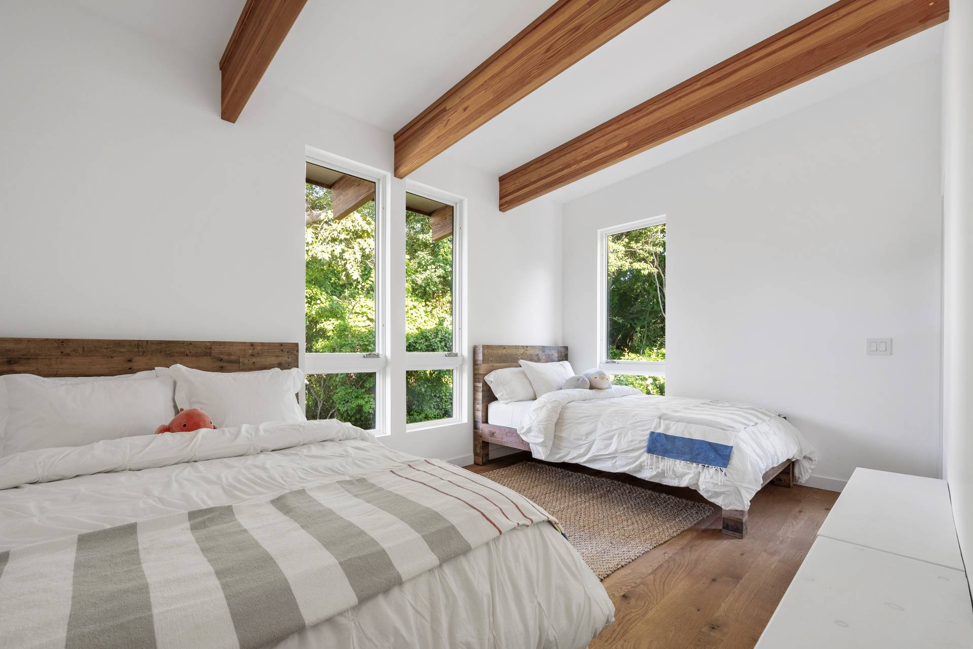 10 CAPTAIN BALFOUR WAY