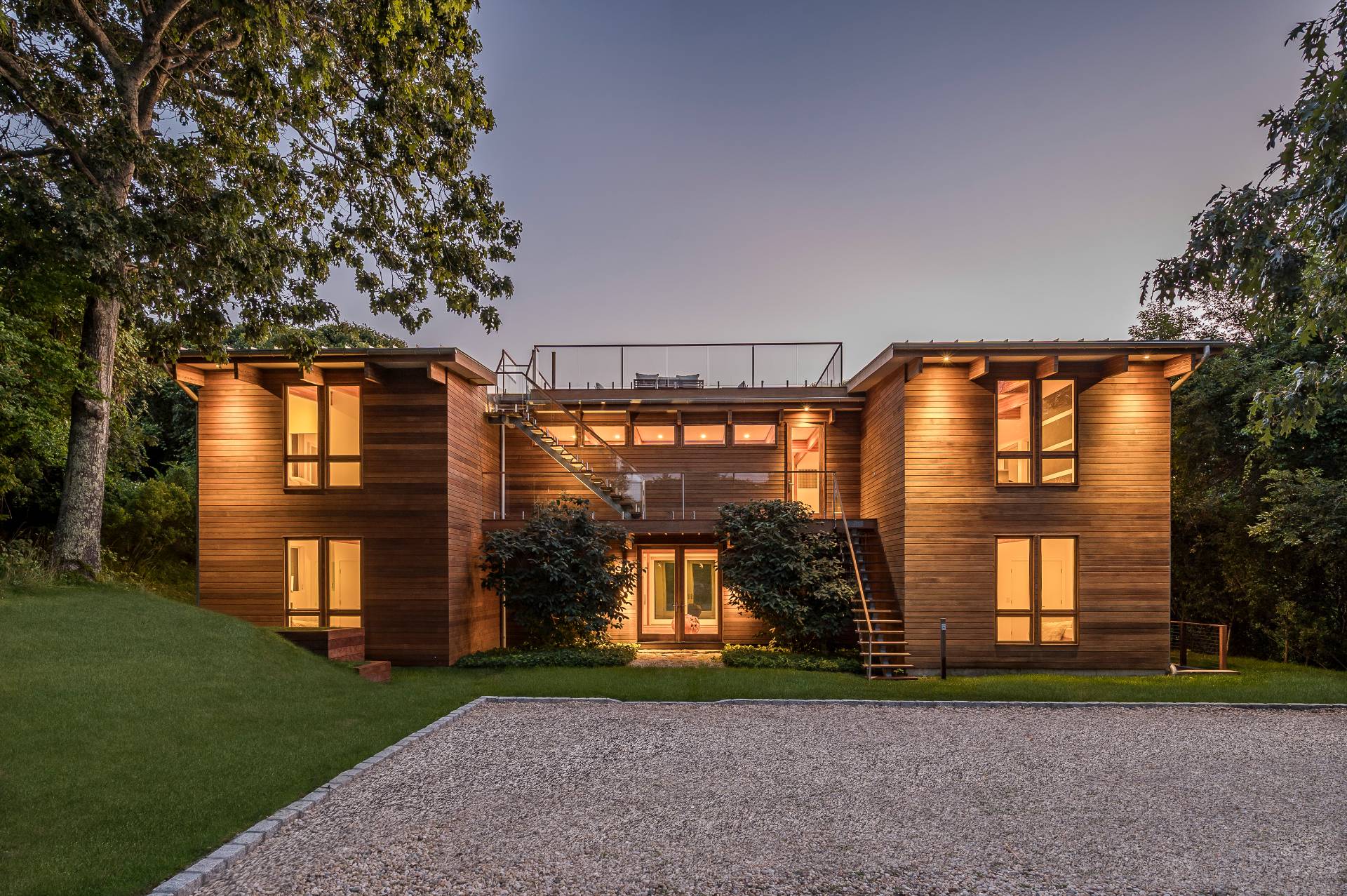 10 CAPTAIN BALFOUR WAY