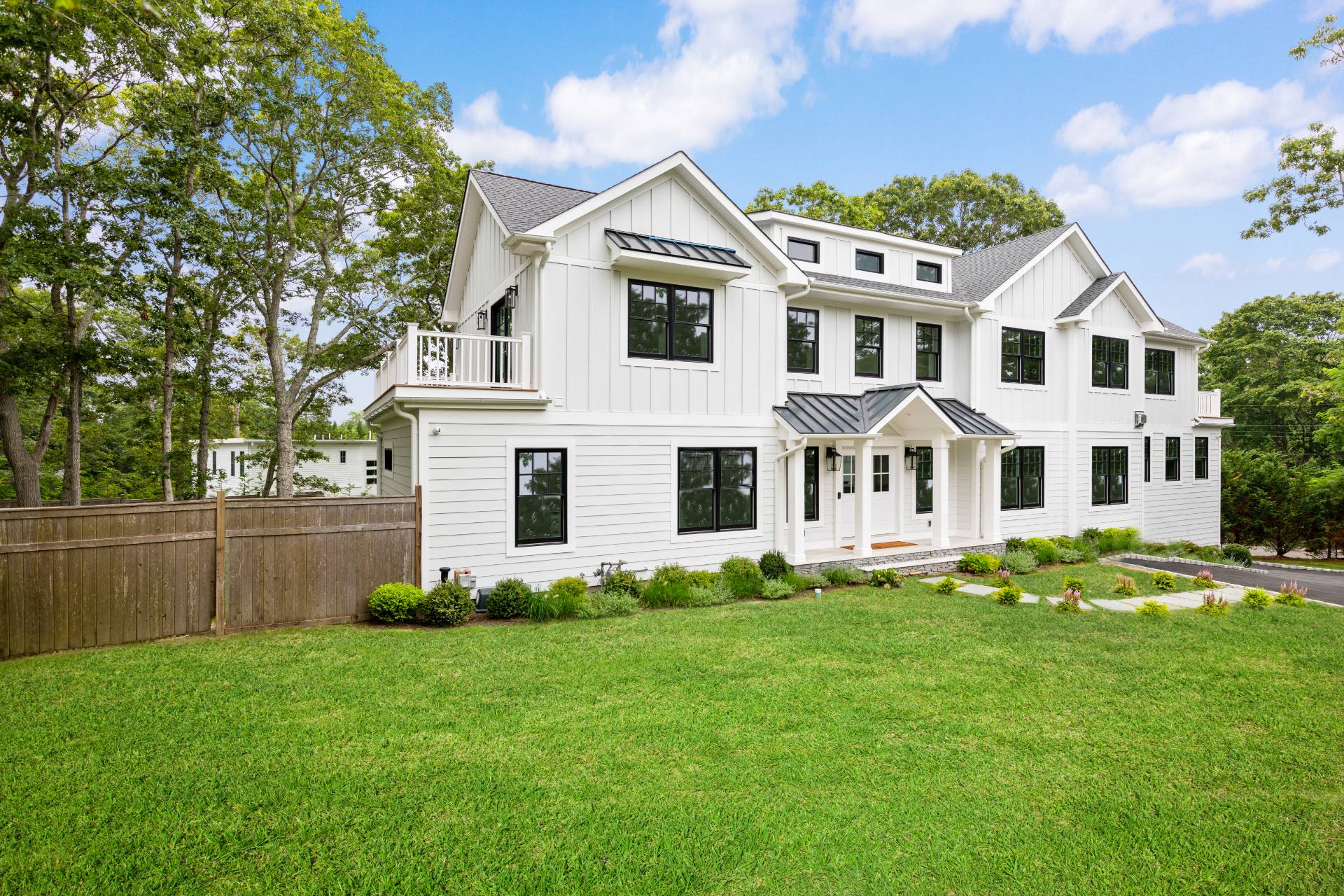 85 North Bishop Ln