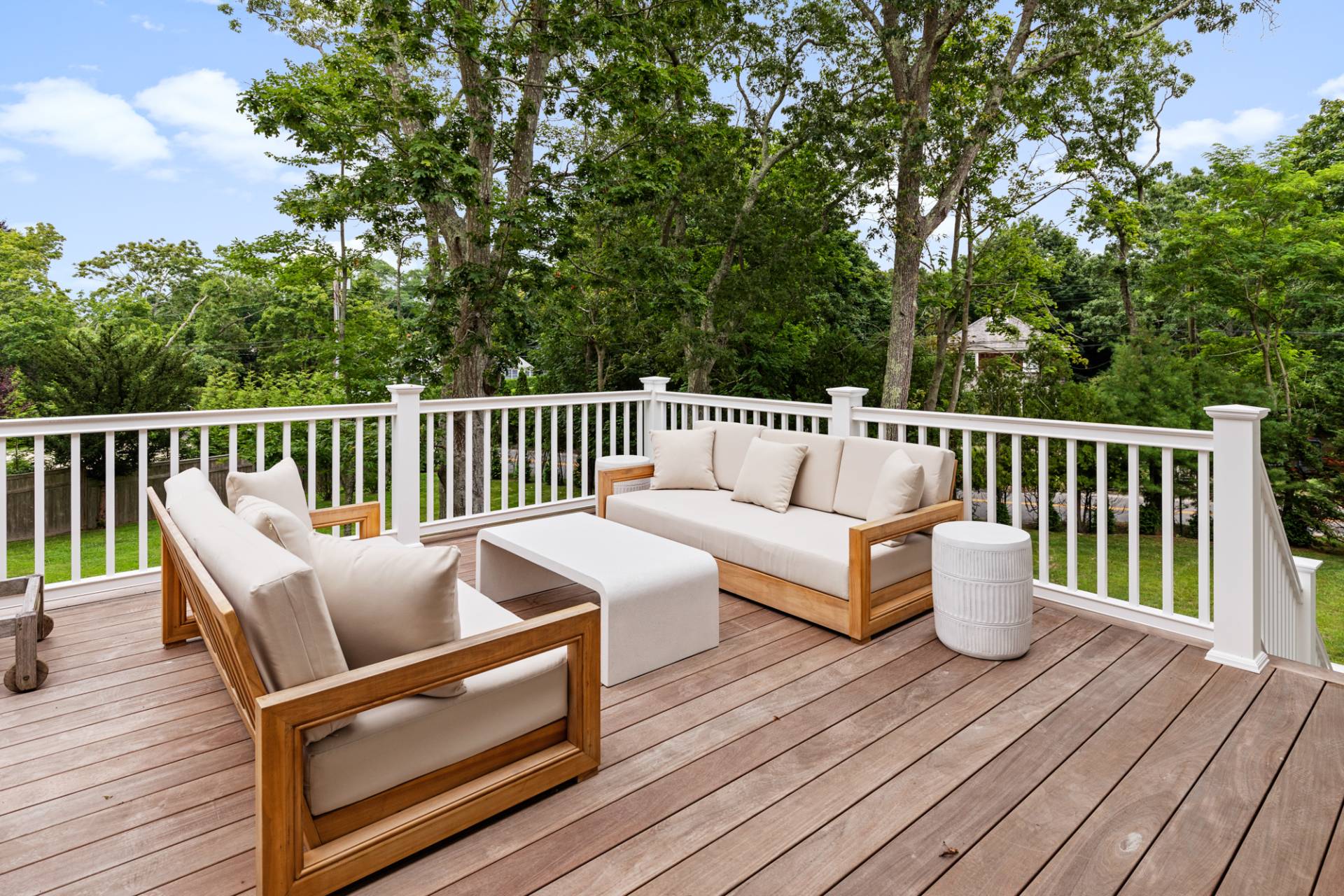 85 North Bishop Ln