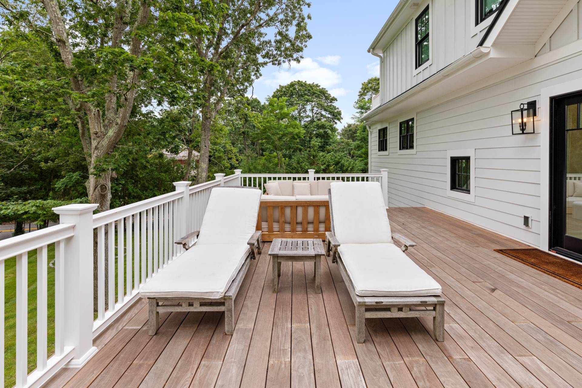 85 North Bishop Ln
