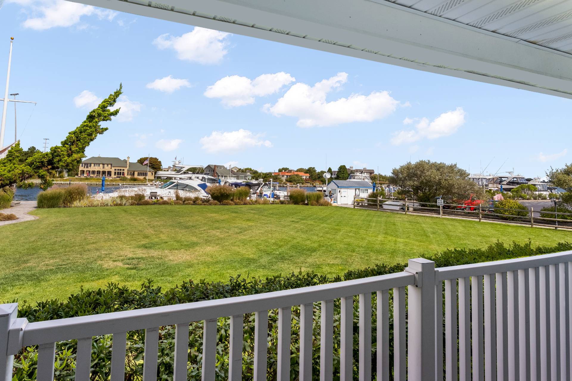 231 DUNE RD, #908 & 909