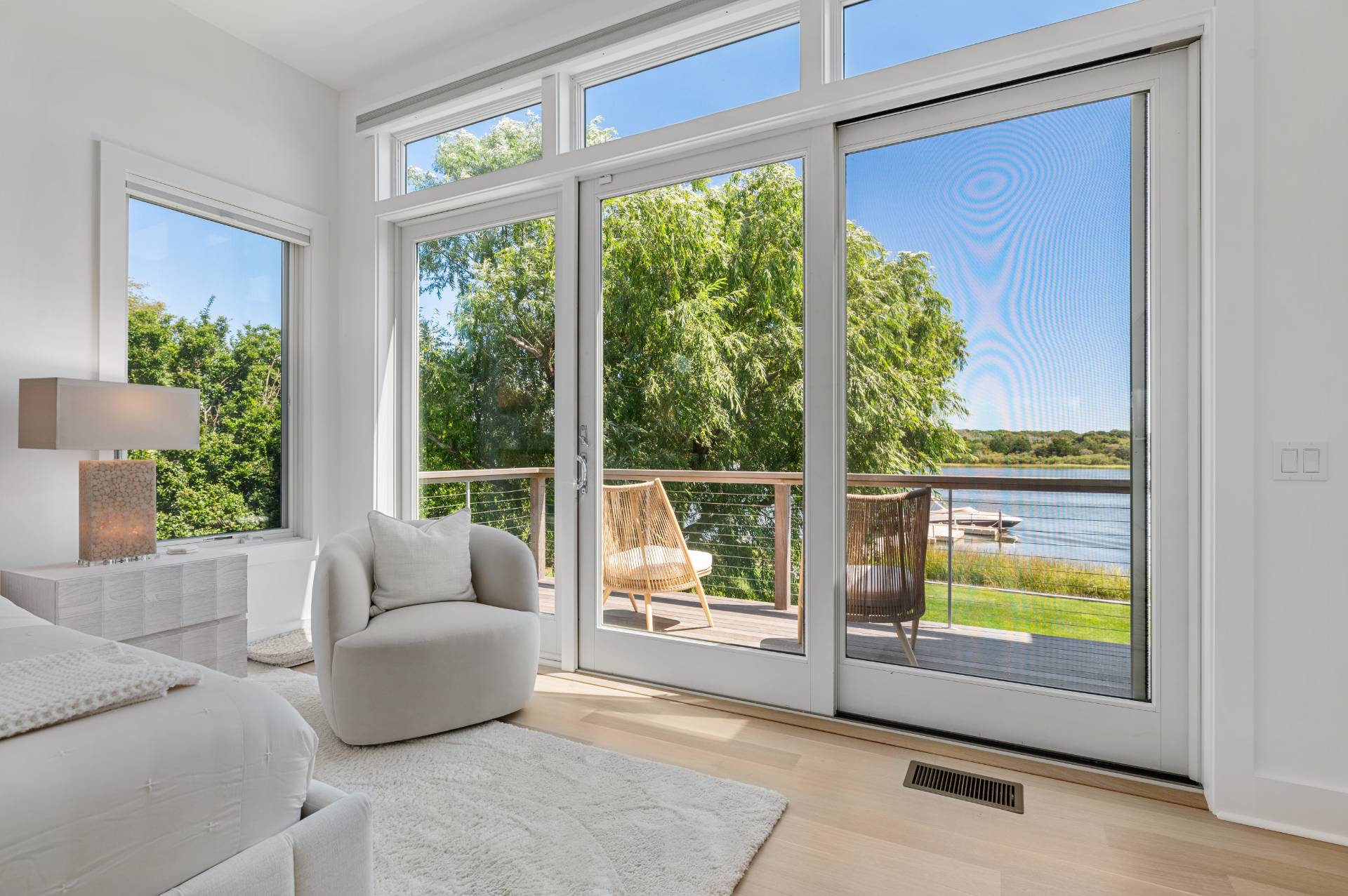 106 LITTLE NECK RD