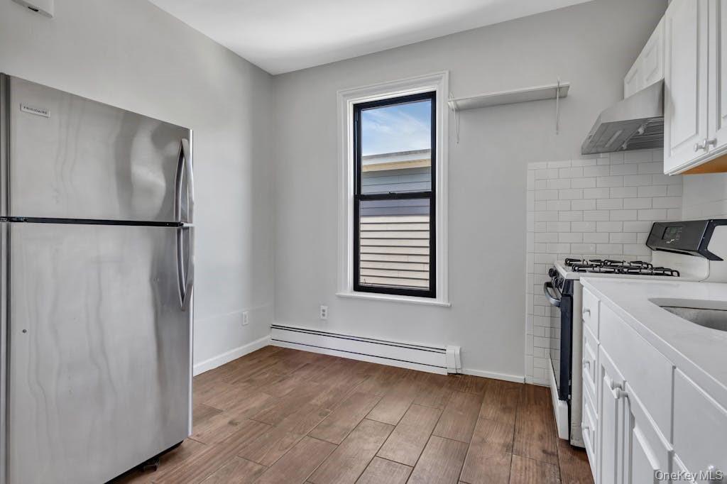 107 N Forest Avenue Unit: 2R