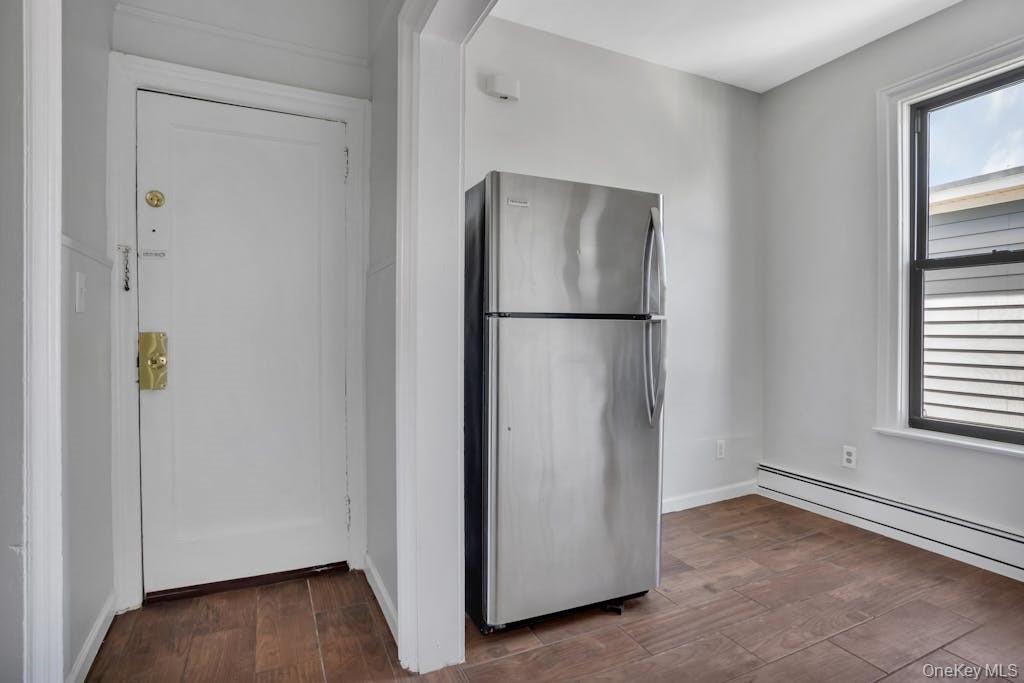 107 N Forest Avenue Unit: 2R