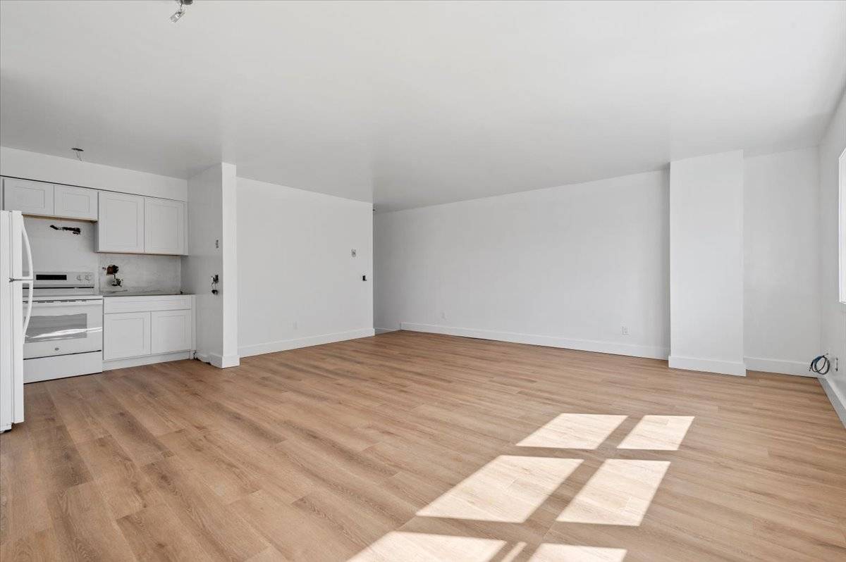 36 MAIN ST, #3
