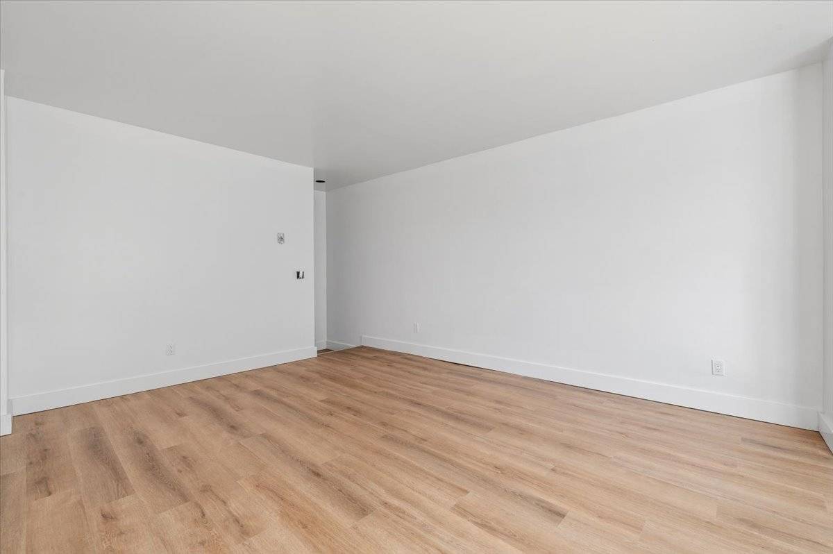 36 MAIN ST, #3