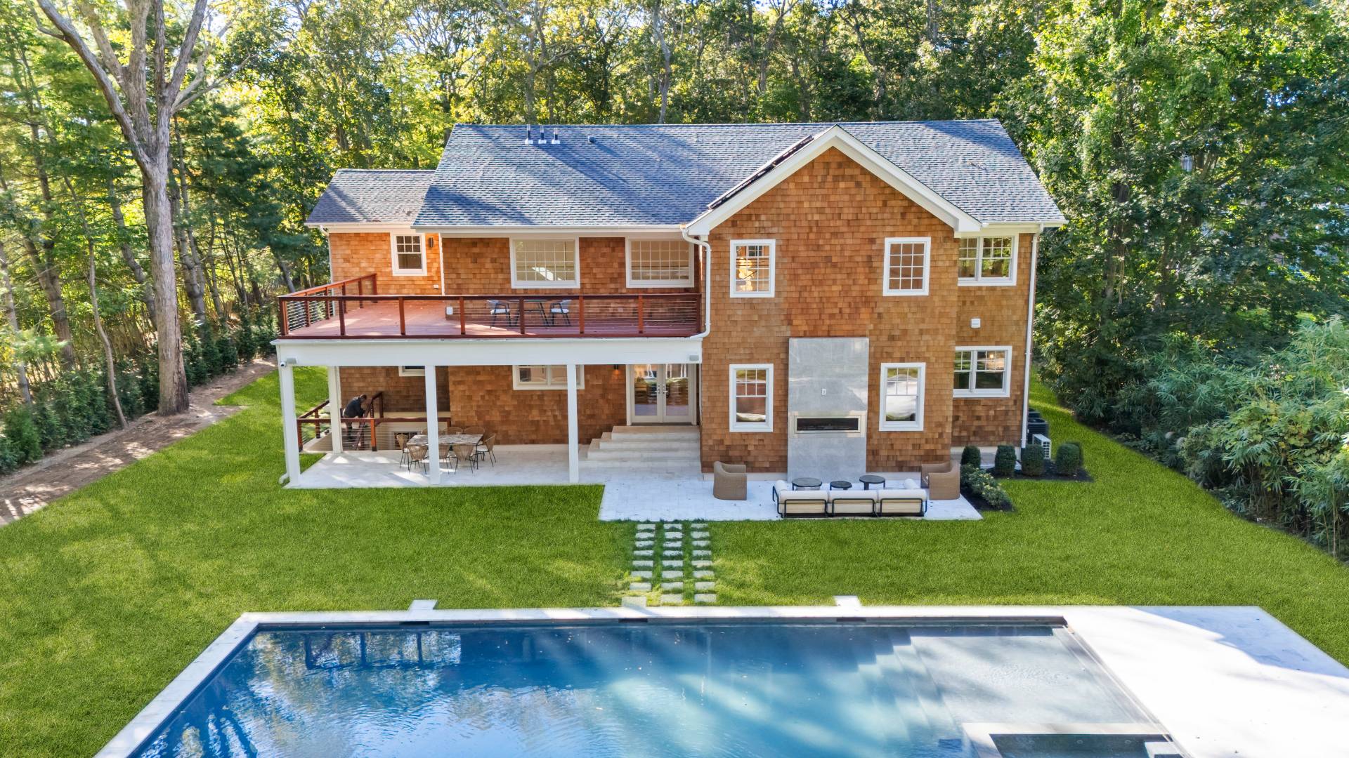 12 Garbis Lane