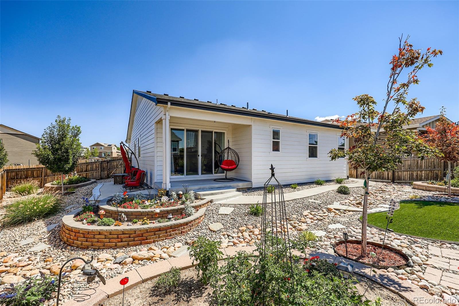 166 Vista Cliff Circle