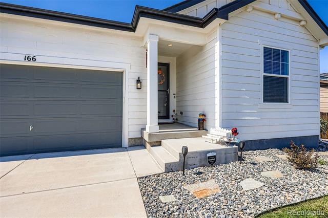 166 Vista Cliff Circle