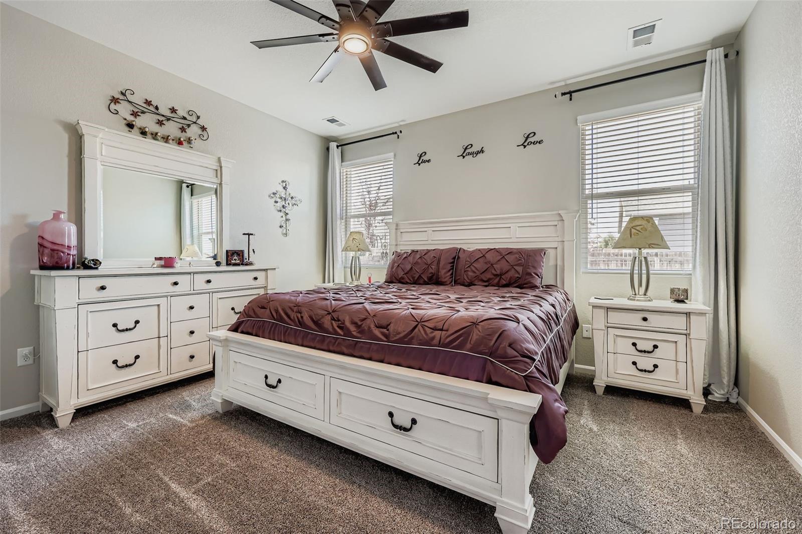 166 Vista Cliff Circle