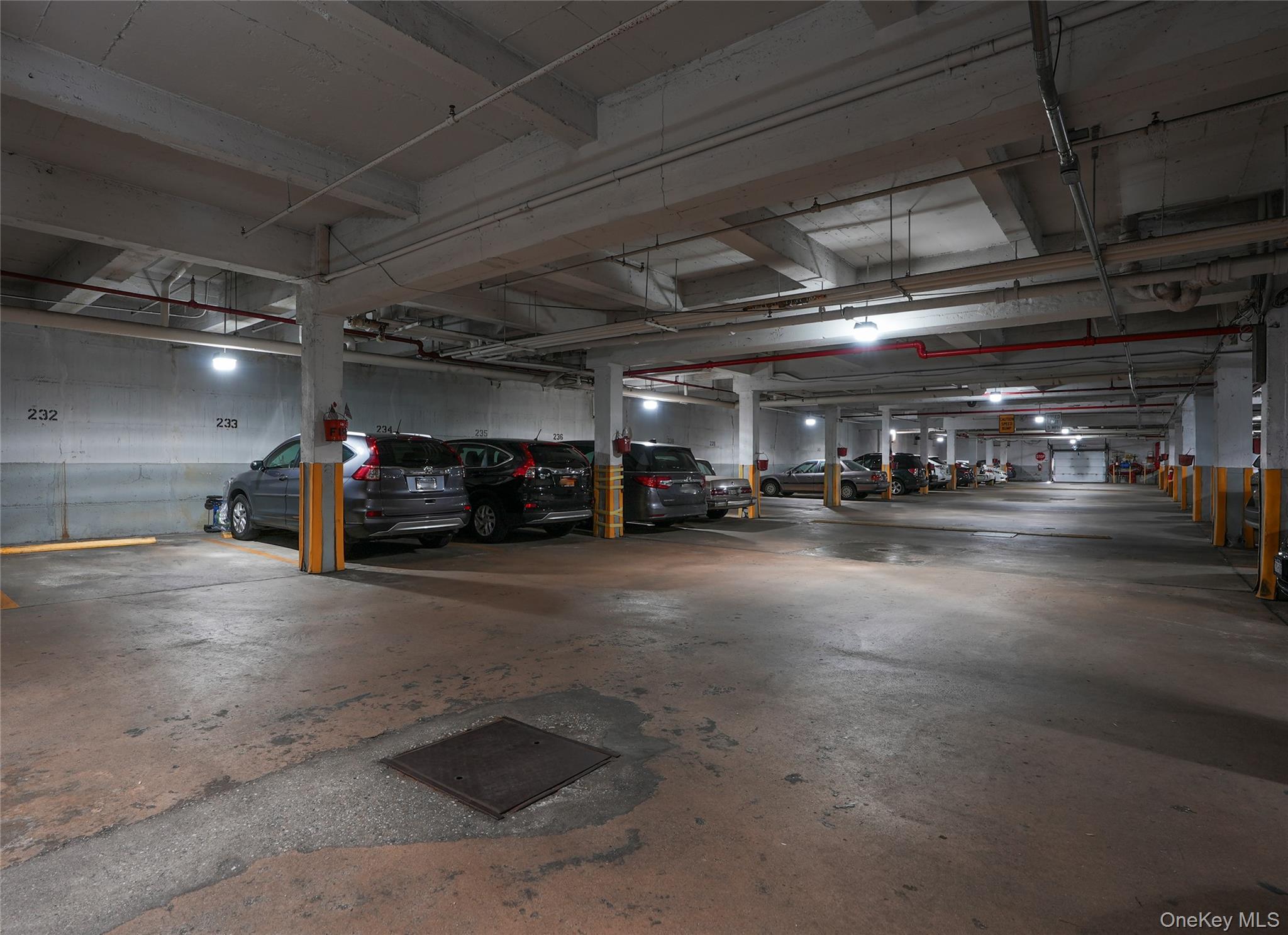 83-85 Woodhaven Boulevard Unit: 3M