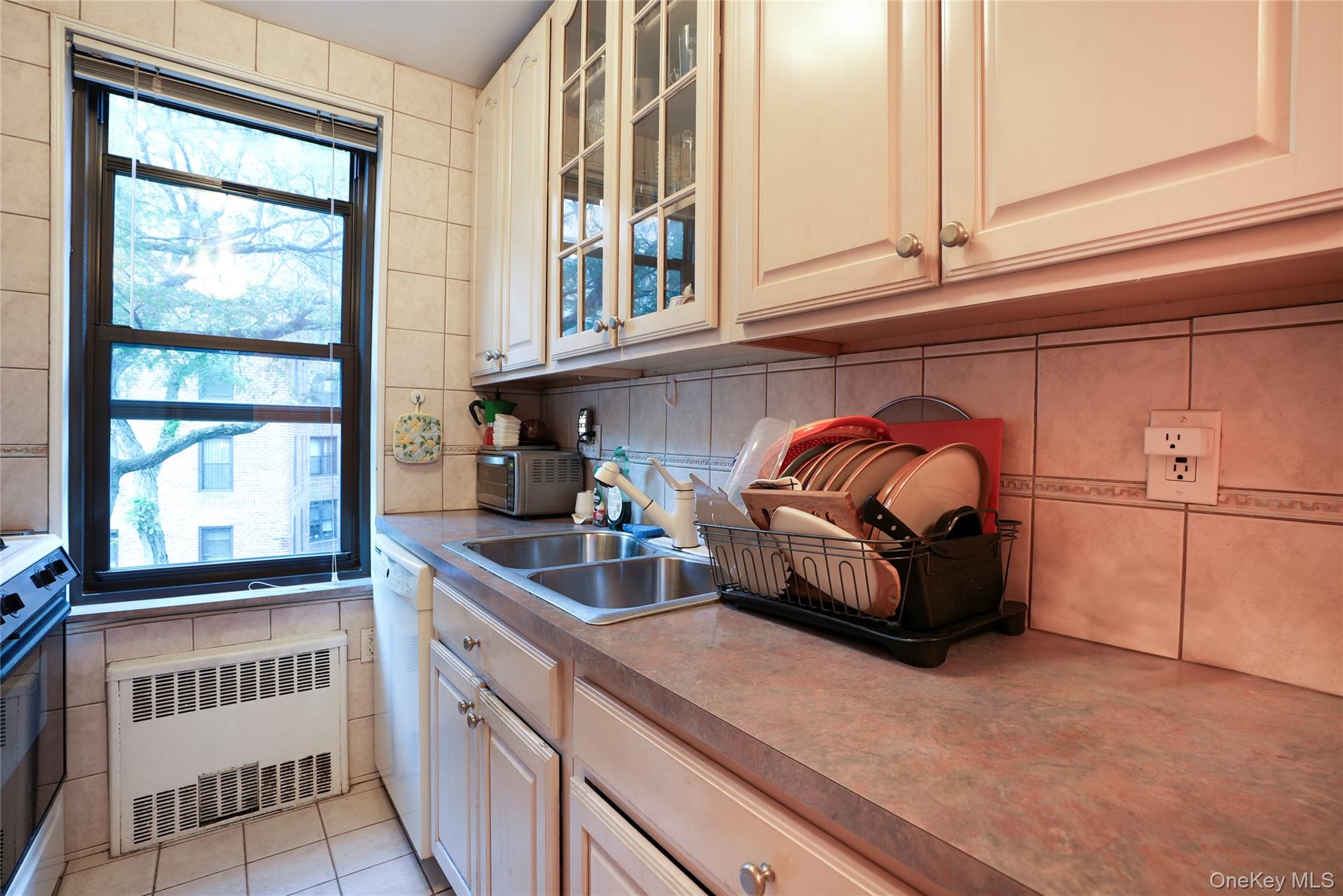 83-85 Woodhaven Boulevard Unit: 3M