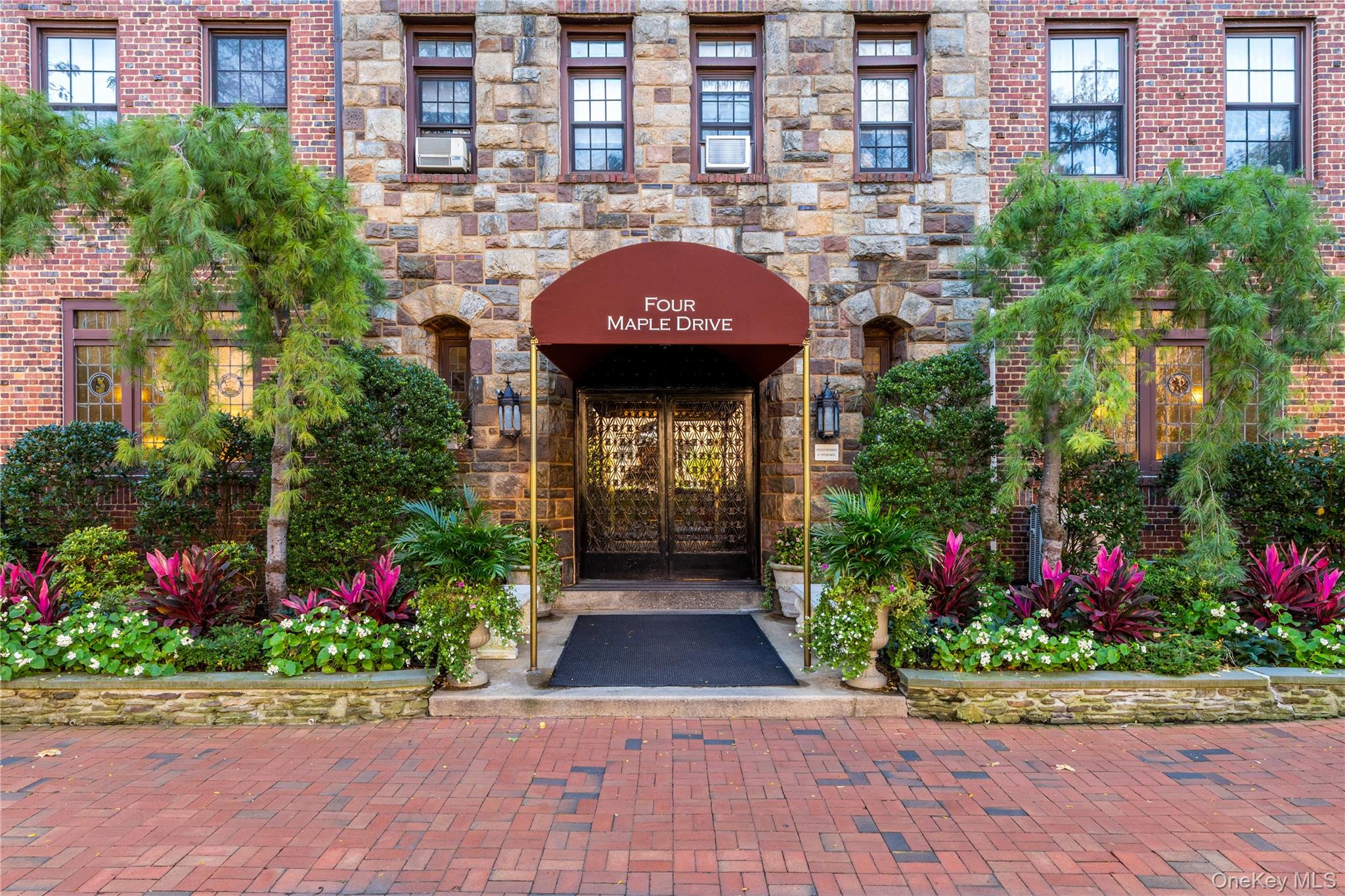 4 Maple Drive Unit: 5K