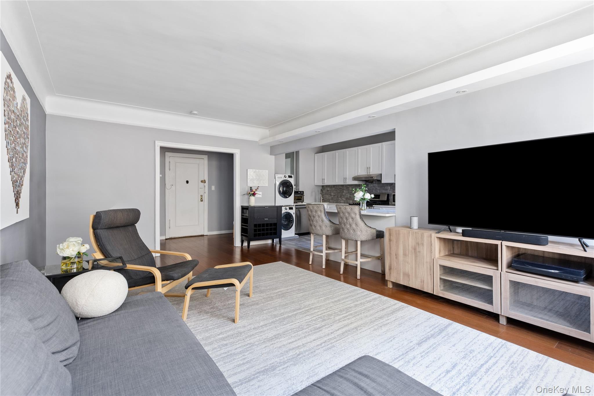 4 Maple Drive Unit: 5K