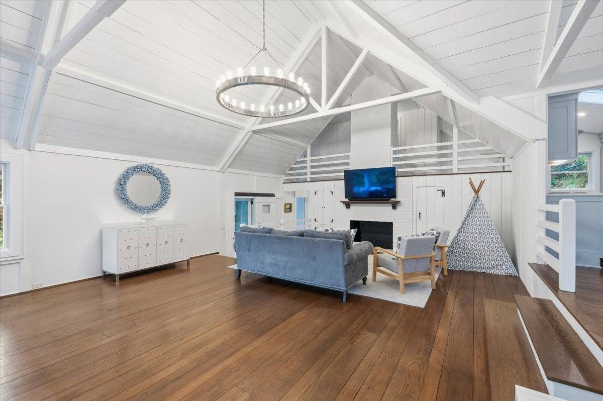 17 OCEAN VIEW AVE
