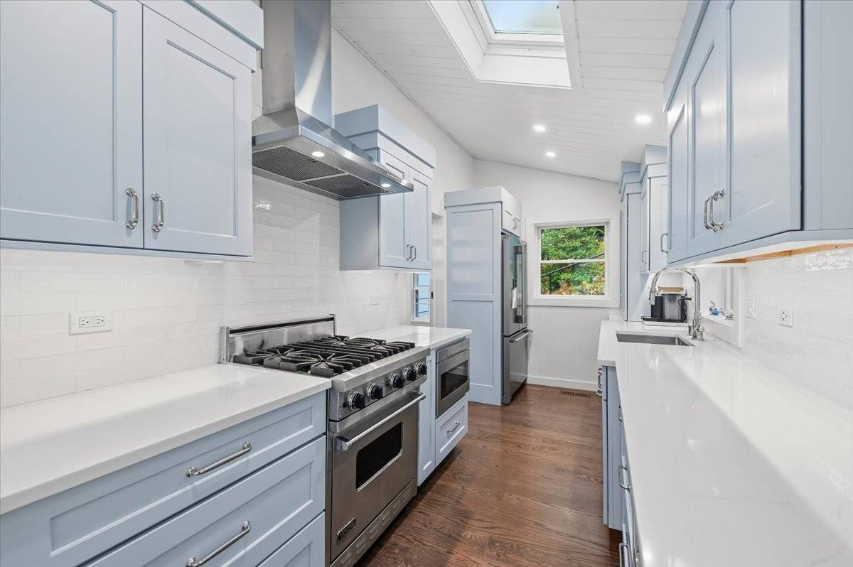 17 OCEAN VIEW AVE