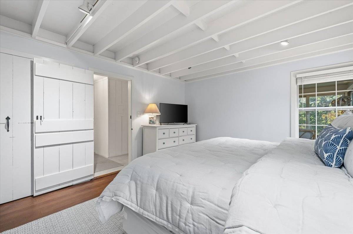 17 OCEAN VIEW AVE