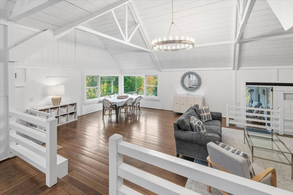 17 OCEAN VIEW AVE