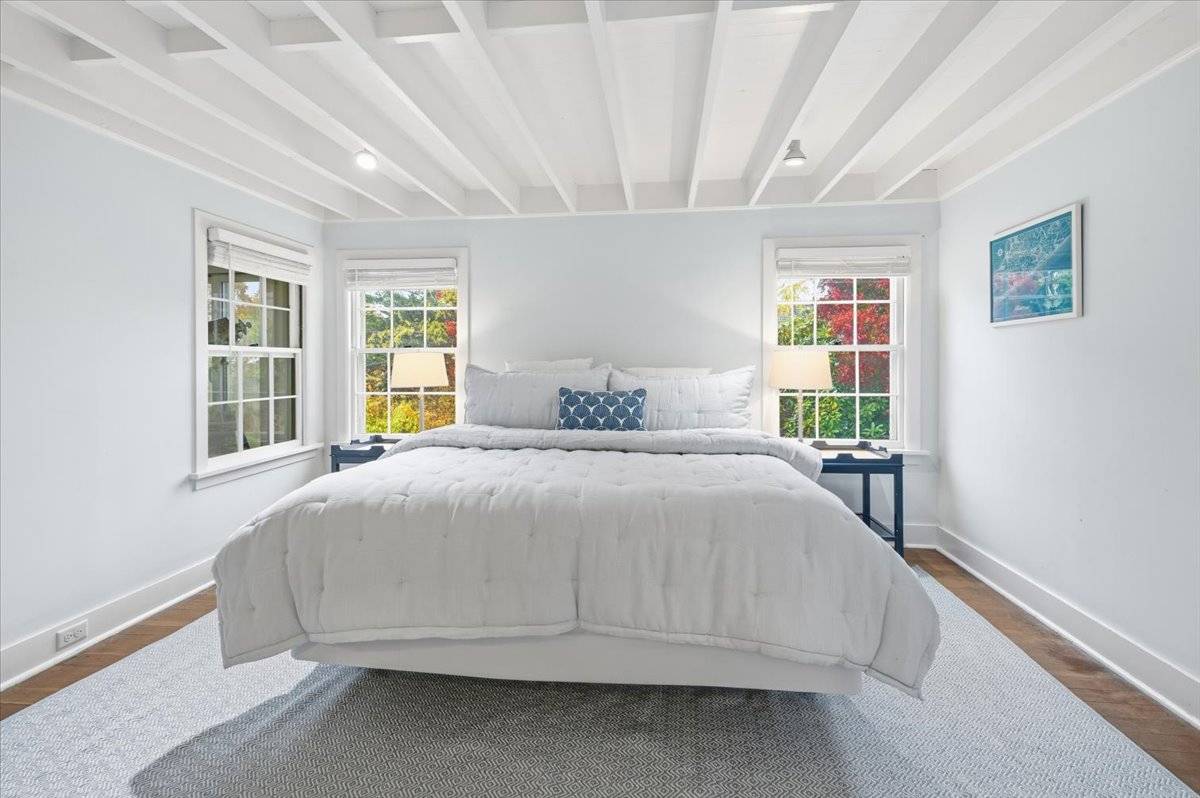 17 OCEAN VIEW AVE