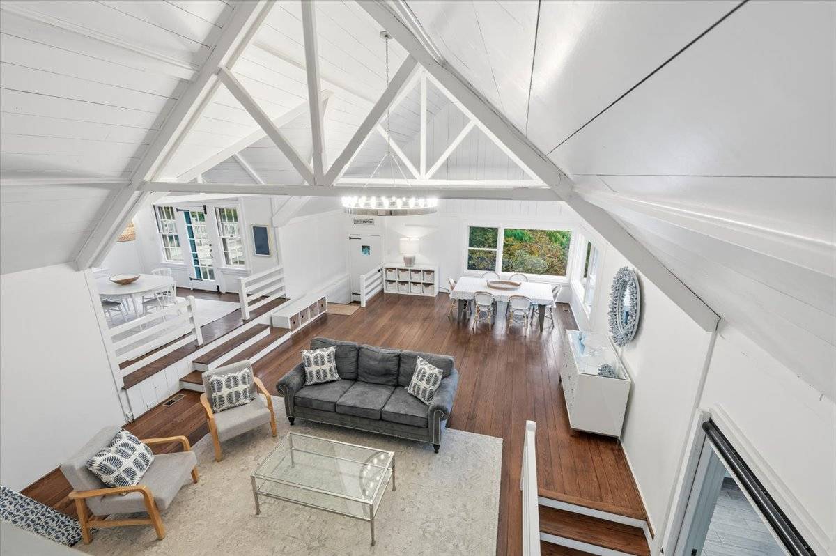 17 OCEAN VIEW AVE