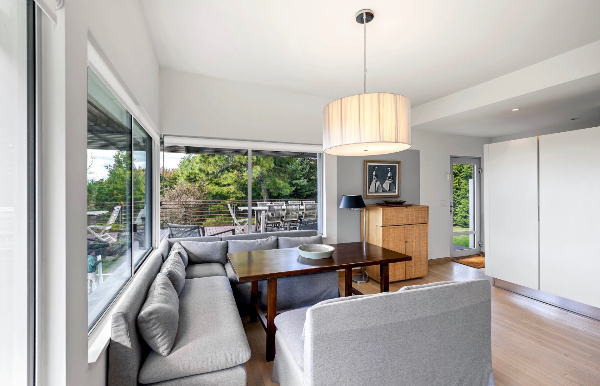 43 WESTWAY DR