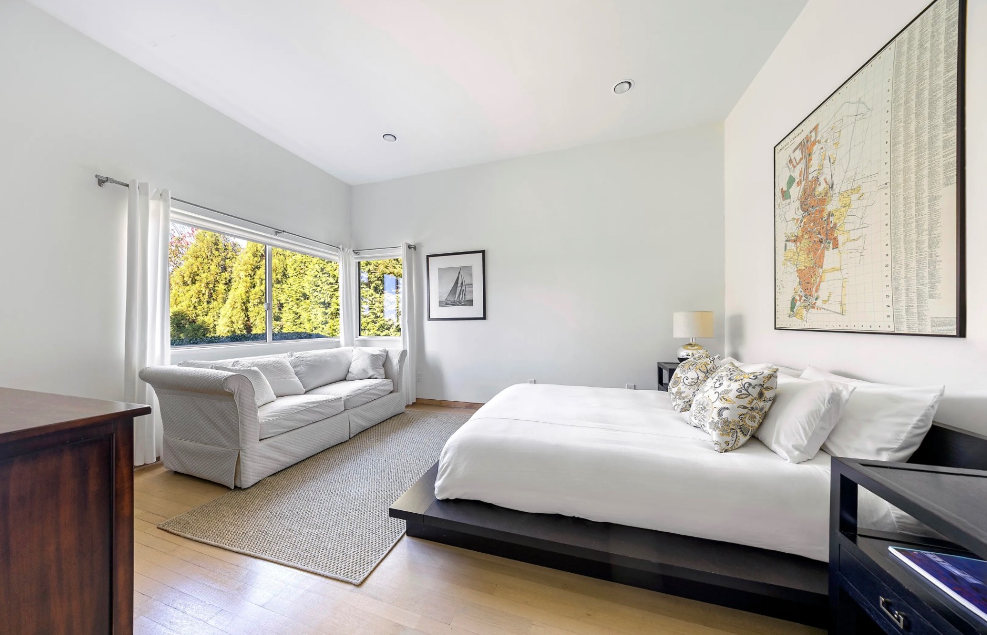 43 WESTWAY DR