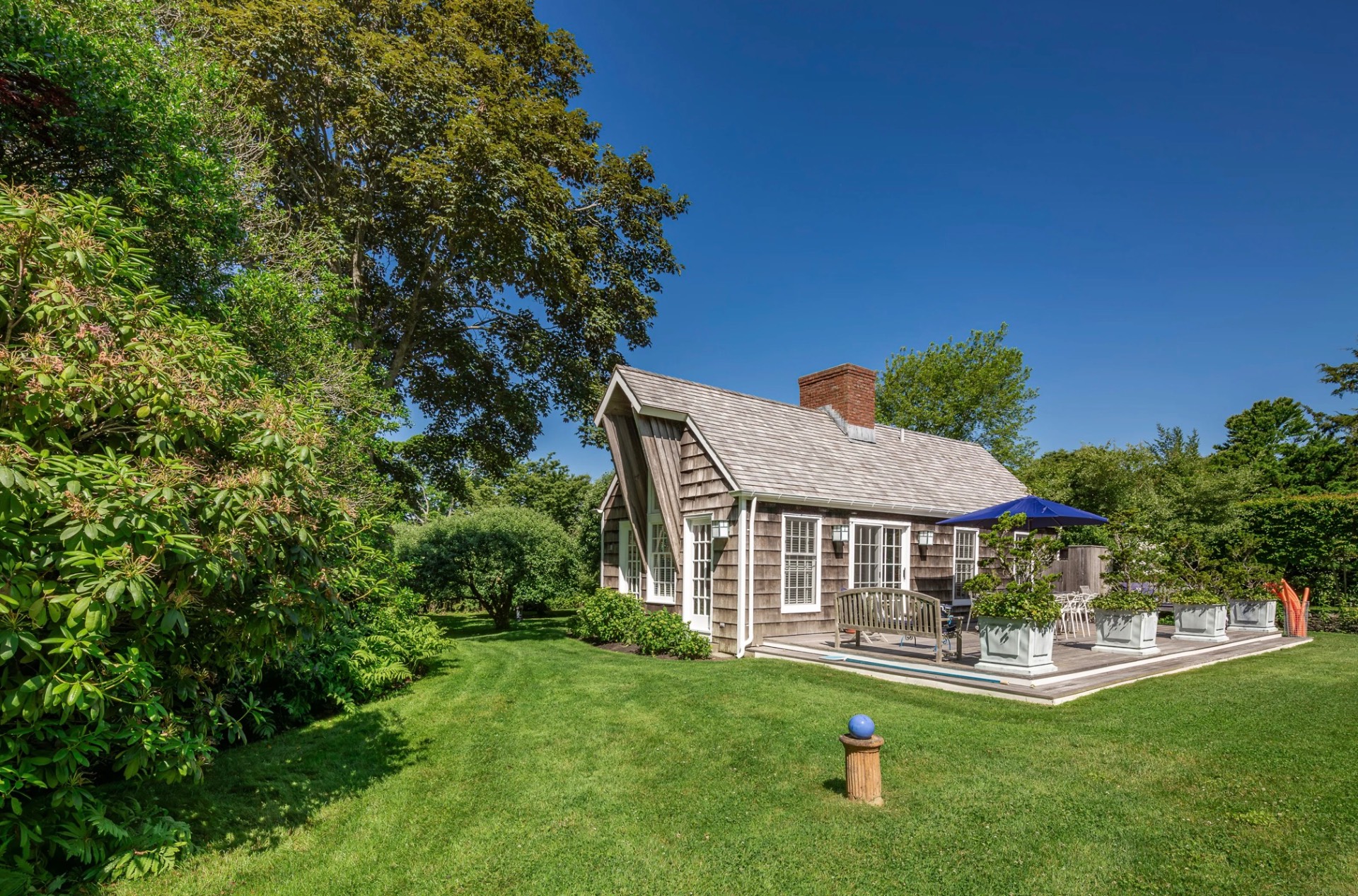 561 SAGAPONACK MAIN ST