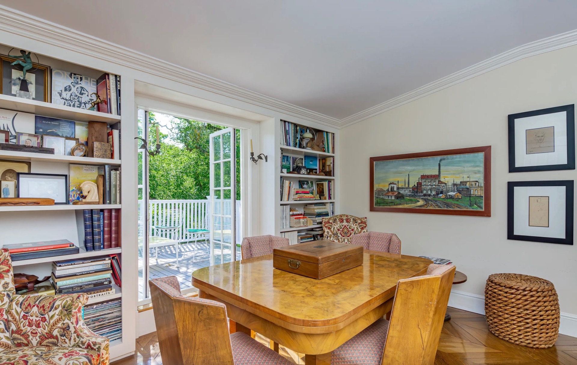 561 SAGAPONACK MAIN ST