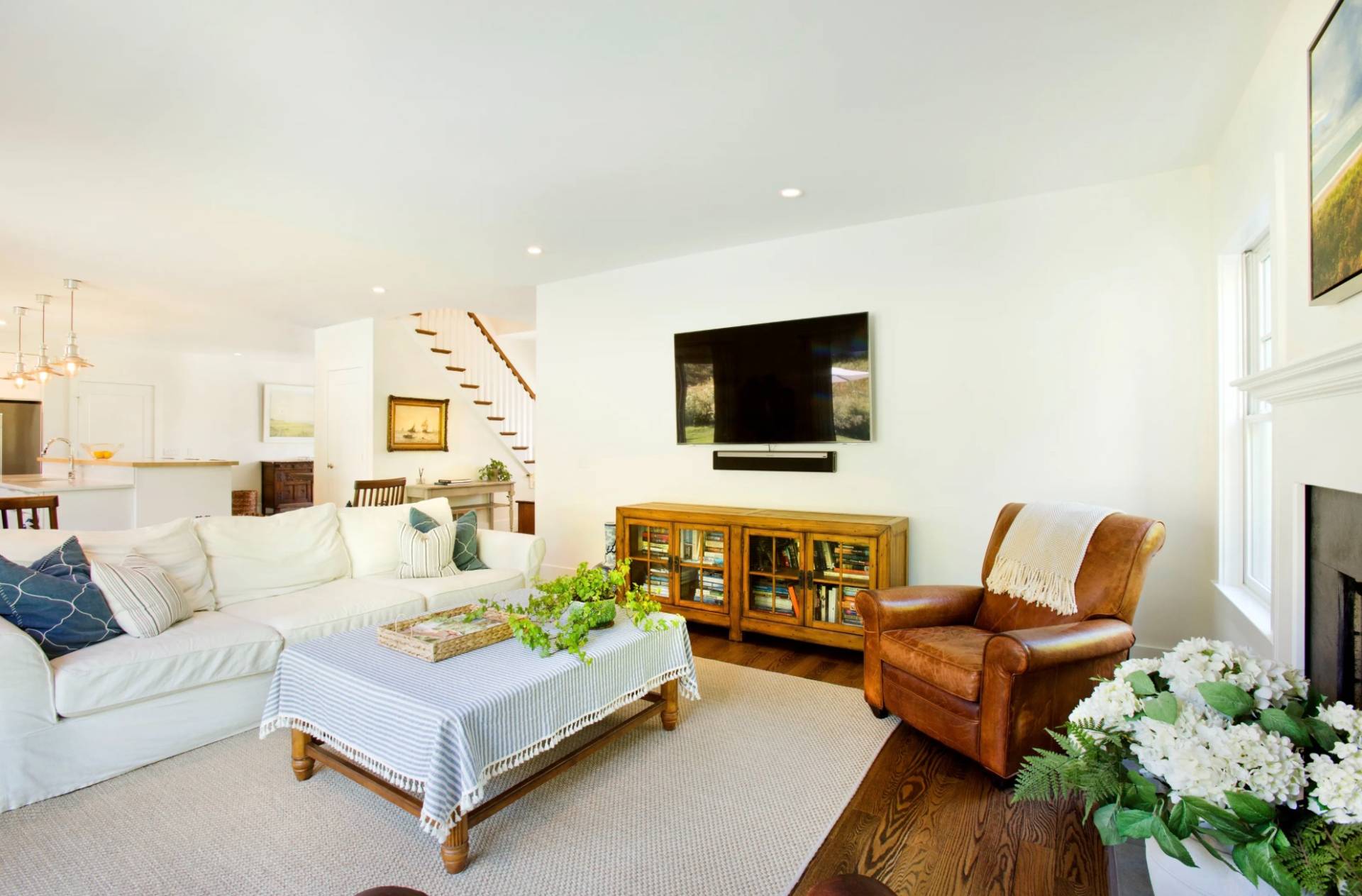 14 UNDERHILL DR