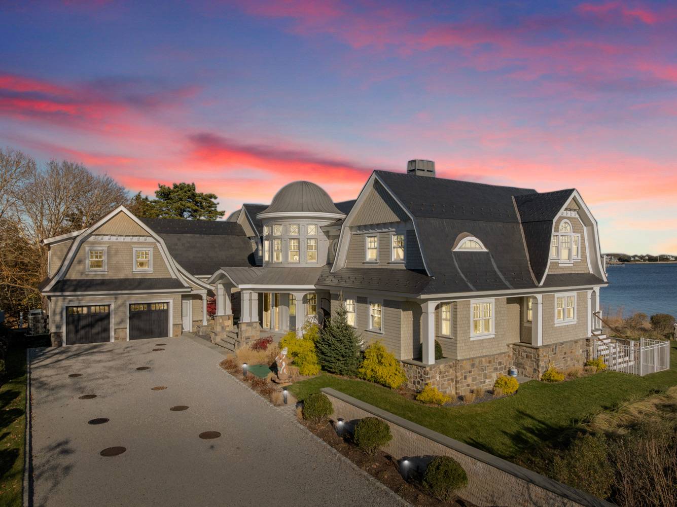 17 LUDLOW LN