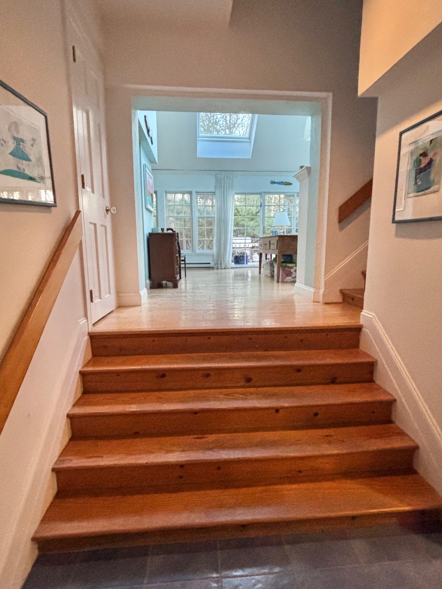 8 White Pine Rd.