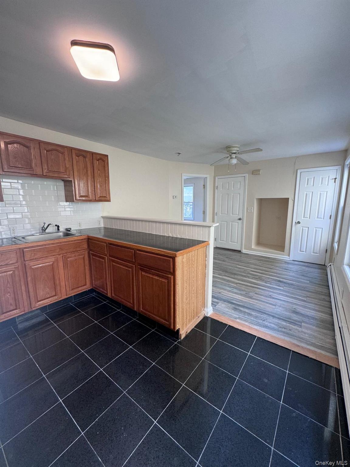 77 Cottage Street Unit: 1