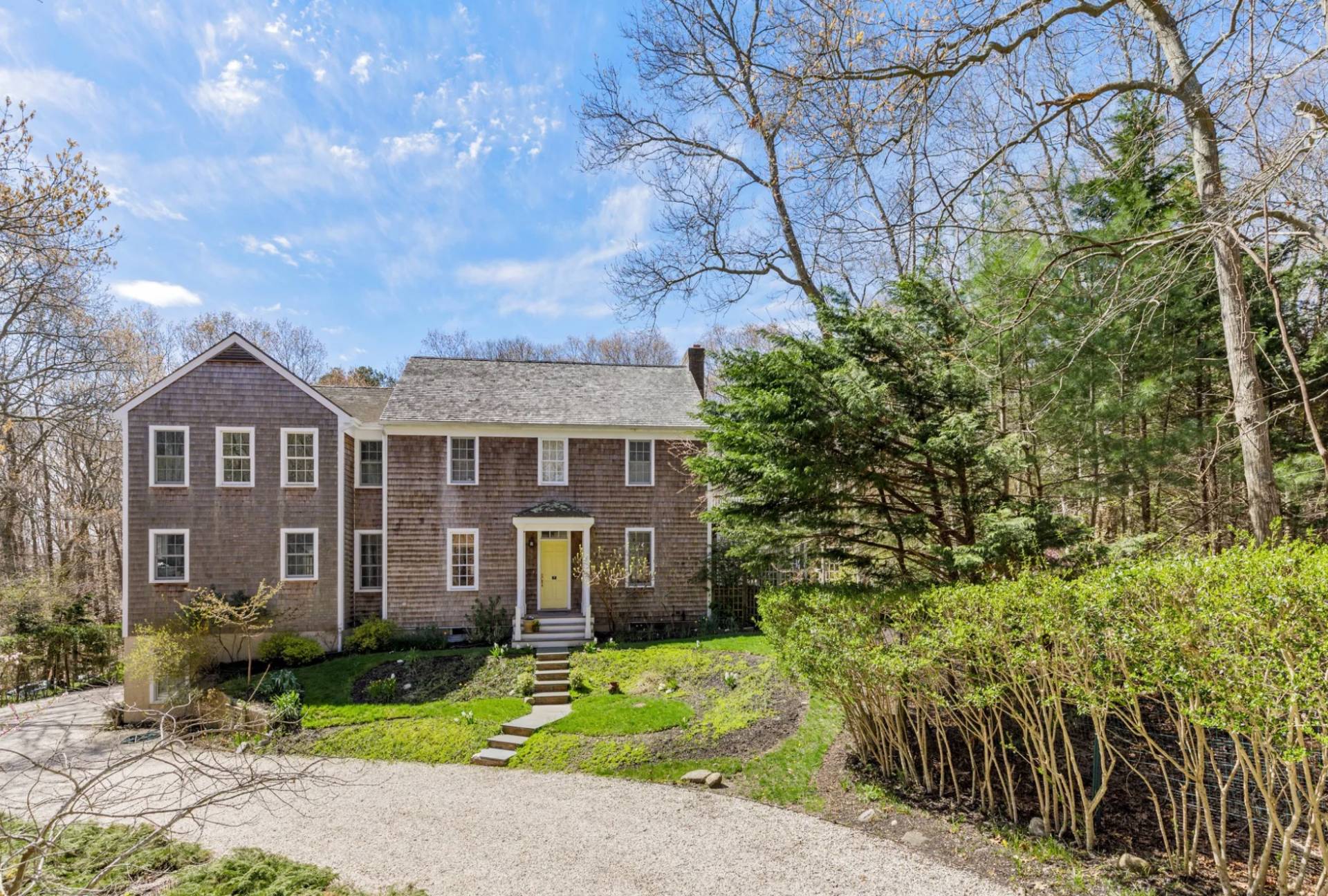 7 BRIDGE HILL LN