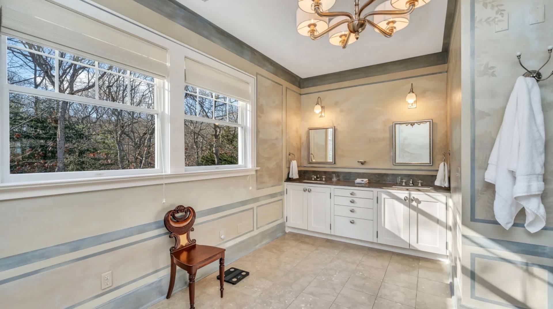 118 WATER MILL TOWD RD