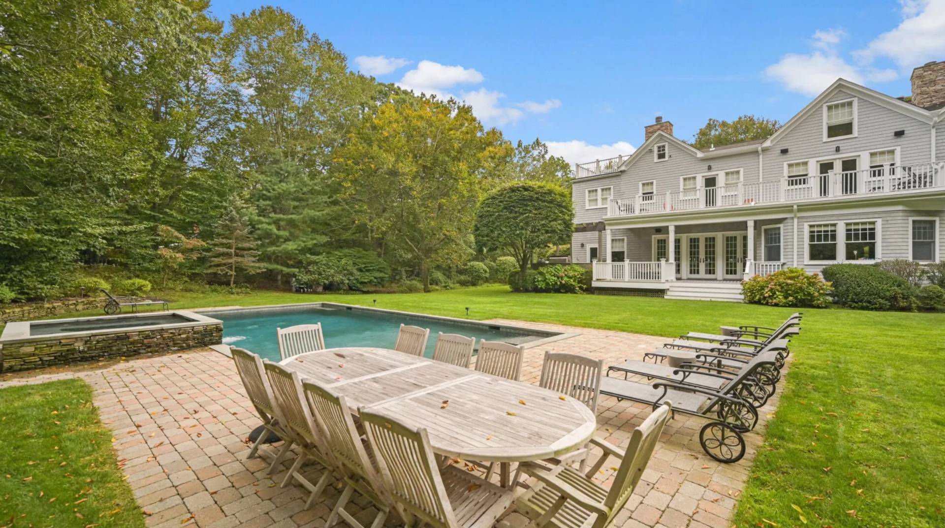 118 WATER MILL TOWD RD