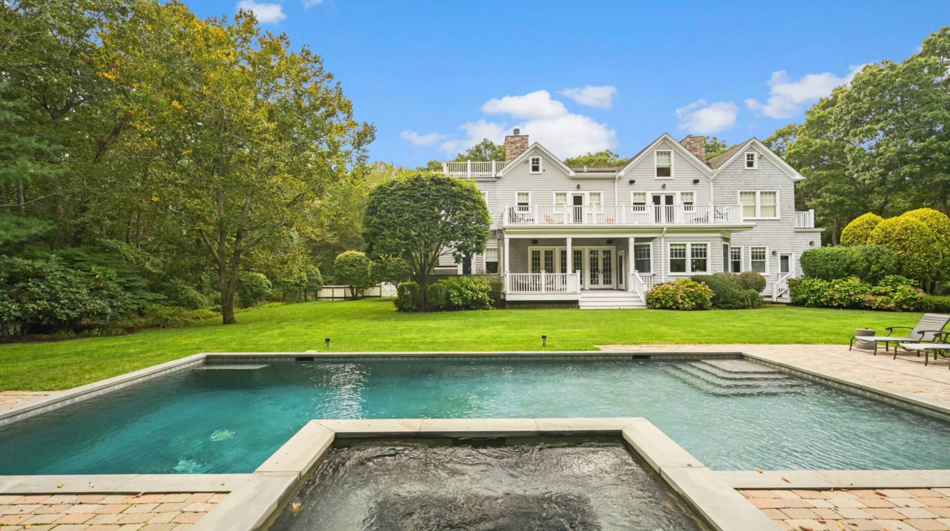 118 WATER MILL TOWD RD