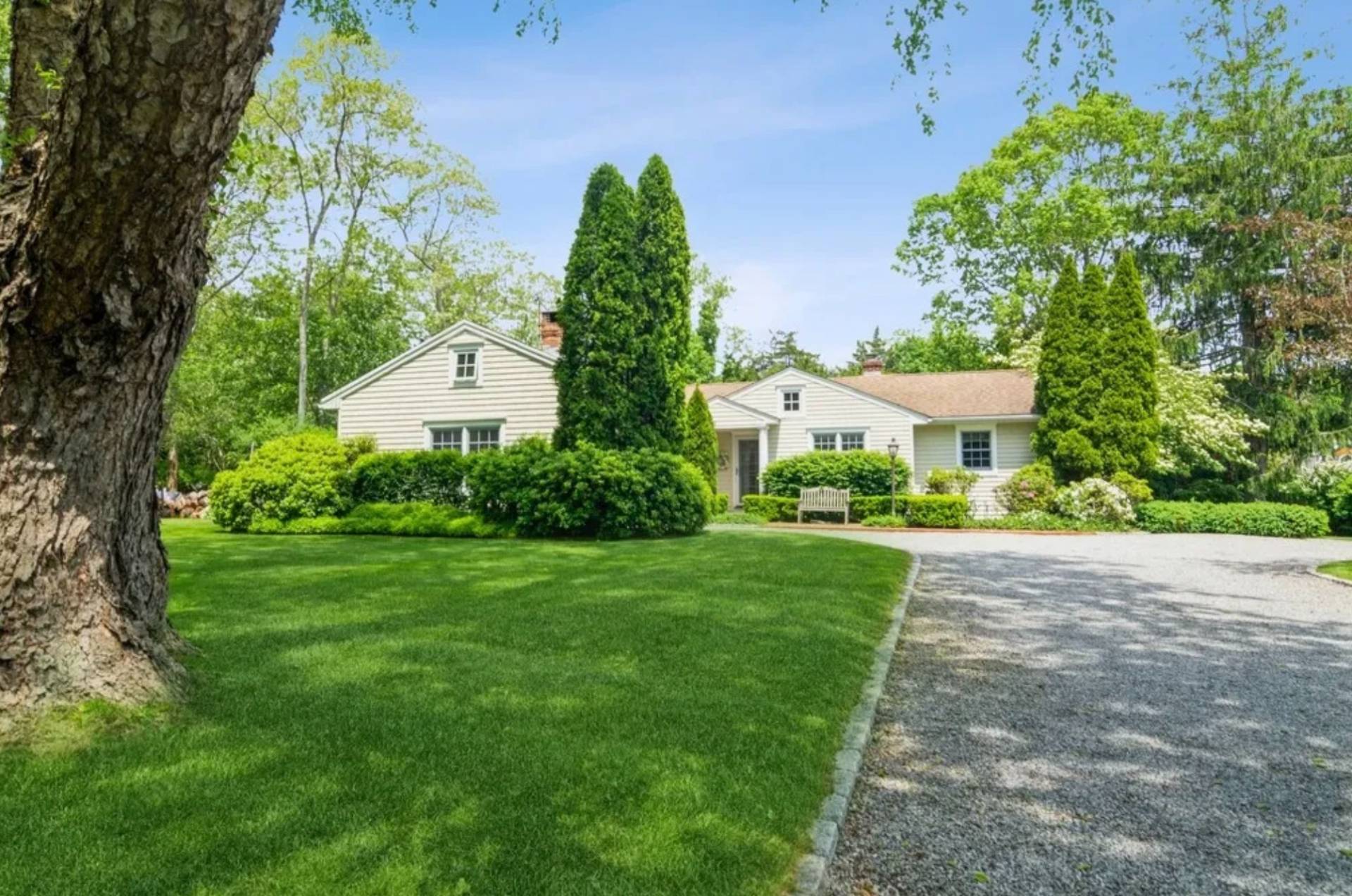26 KINGS LN