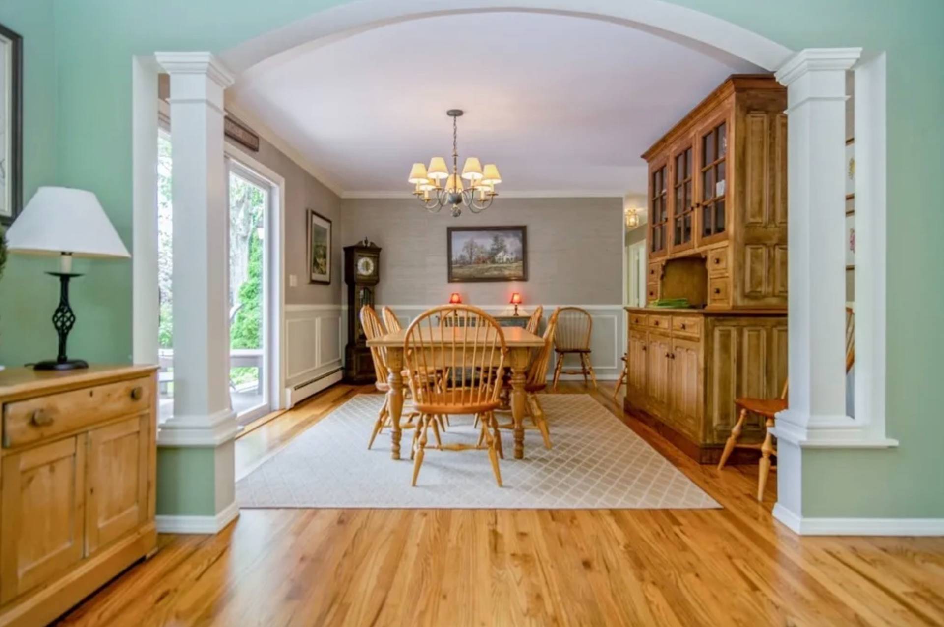 26 KINGS LN