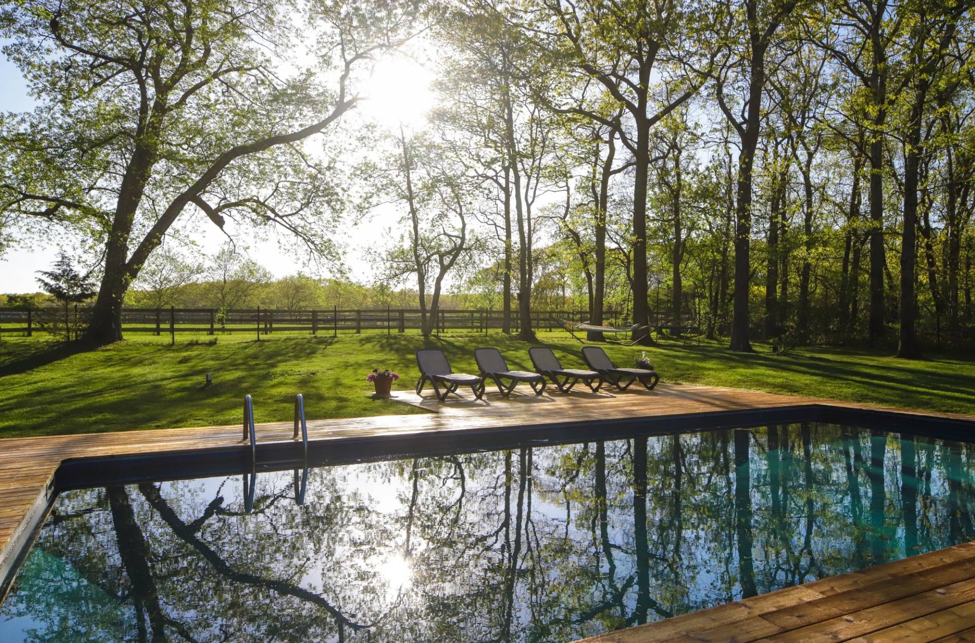 233 WATER MILL TOWD RD