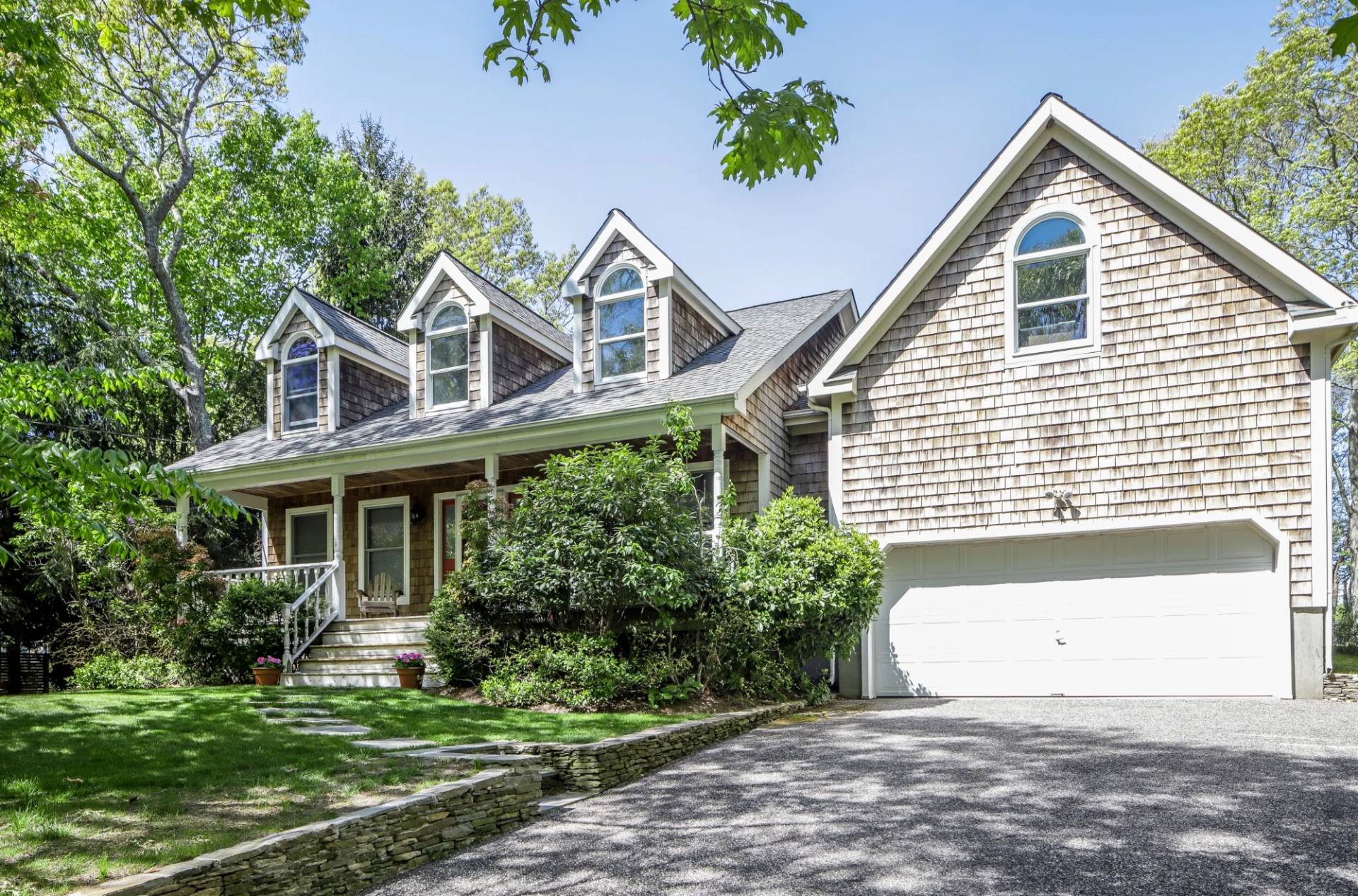 233 WATER MILL TOWD RD