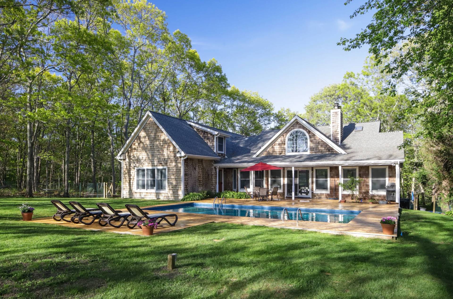 233 WATER MILL TOWD RD