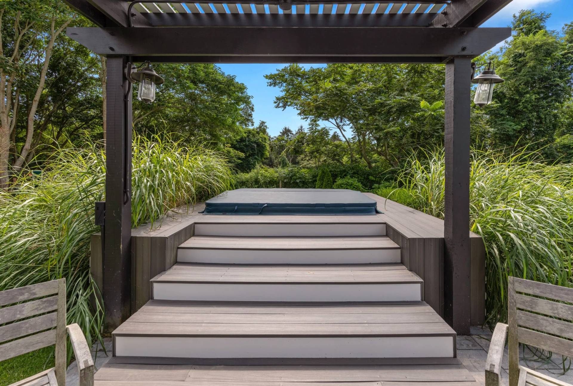 374 NORTH SEA MECOX RD