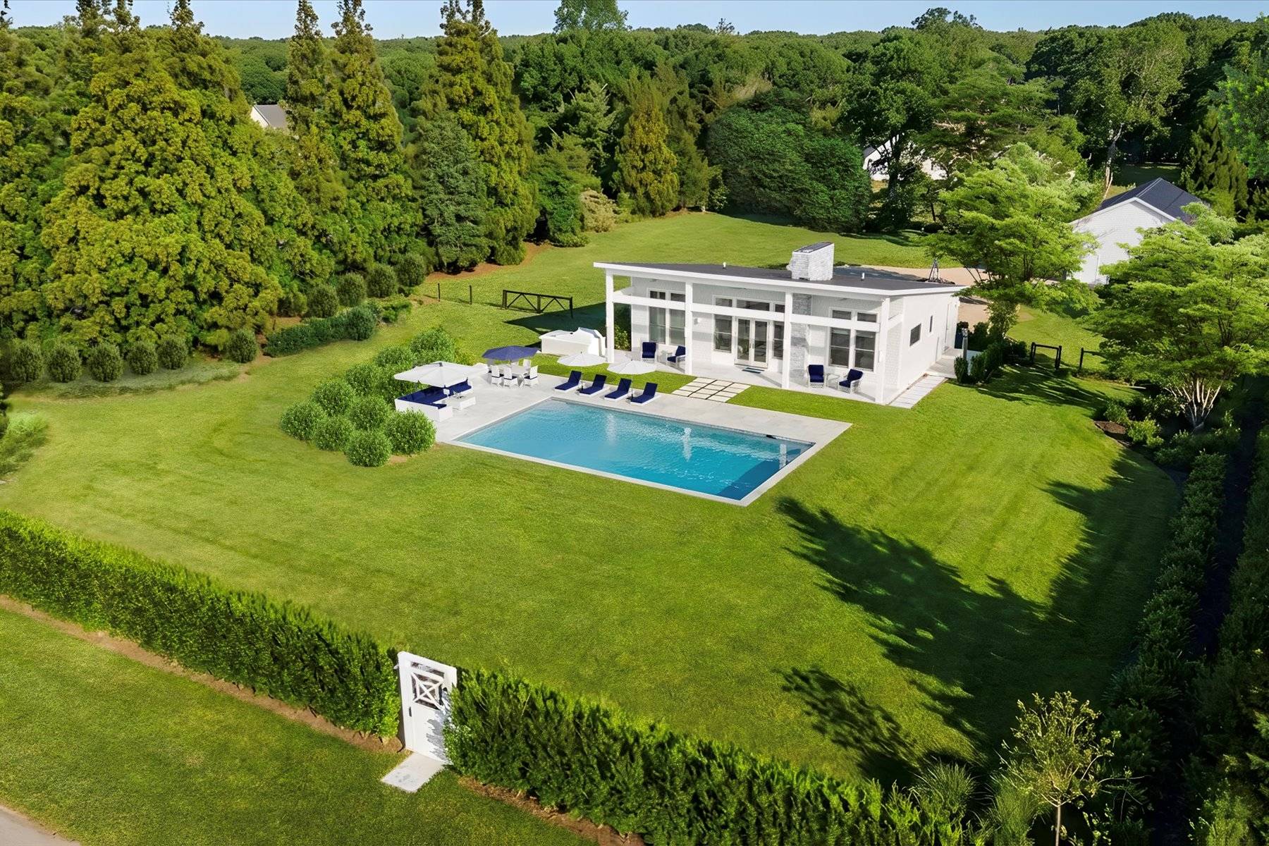 55 Peconic Ave