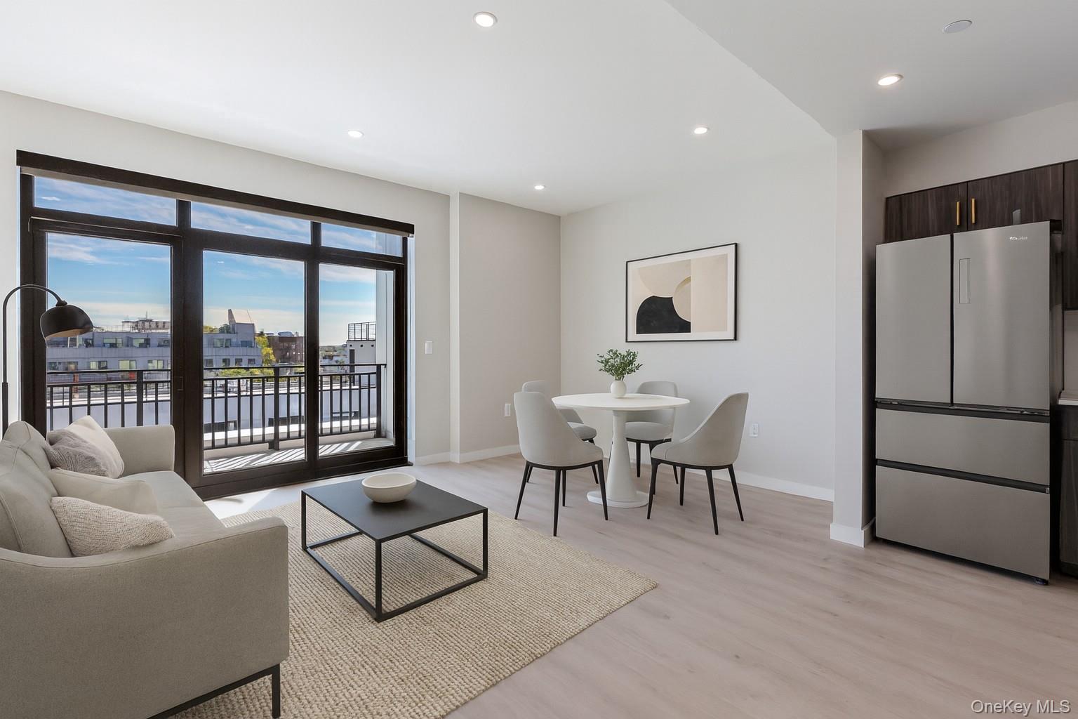 37-18 Broadway Unit: 201