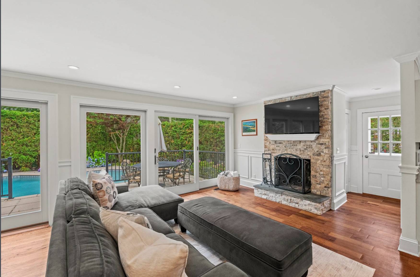 103 WARFIELD WAY