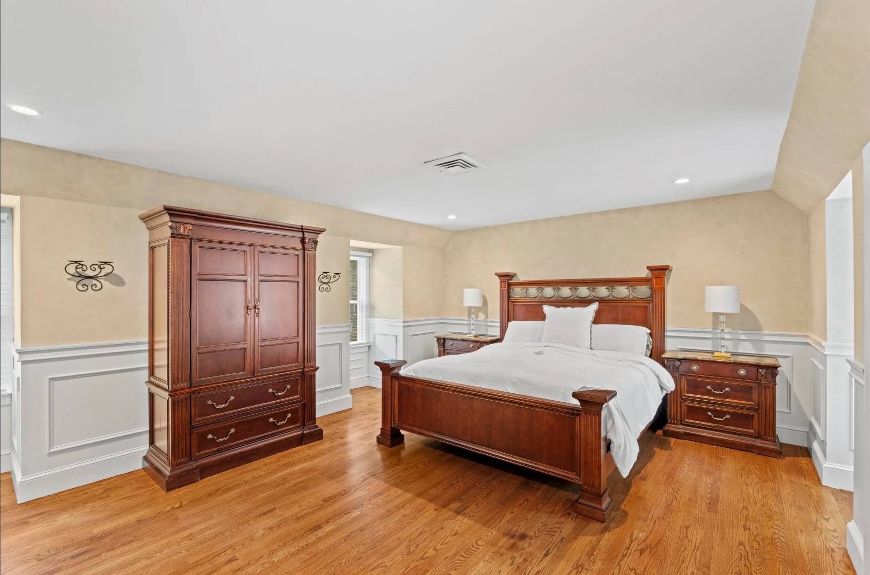 103 WARFIELD WAY
