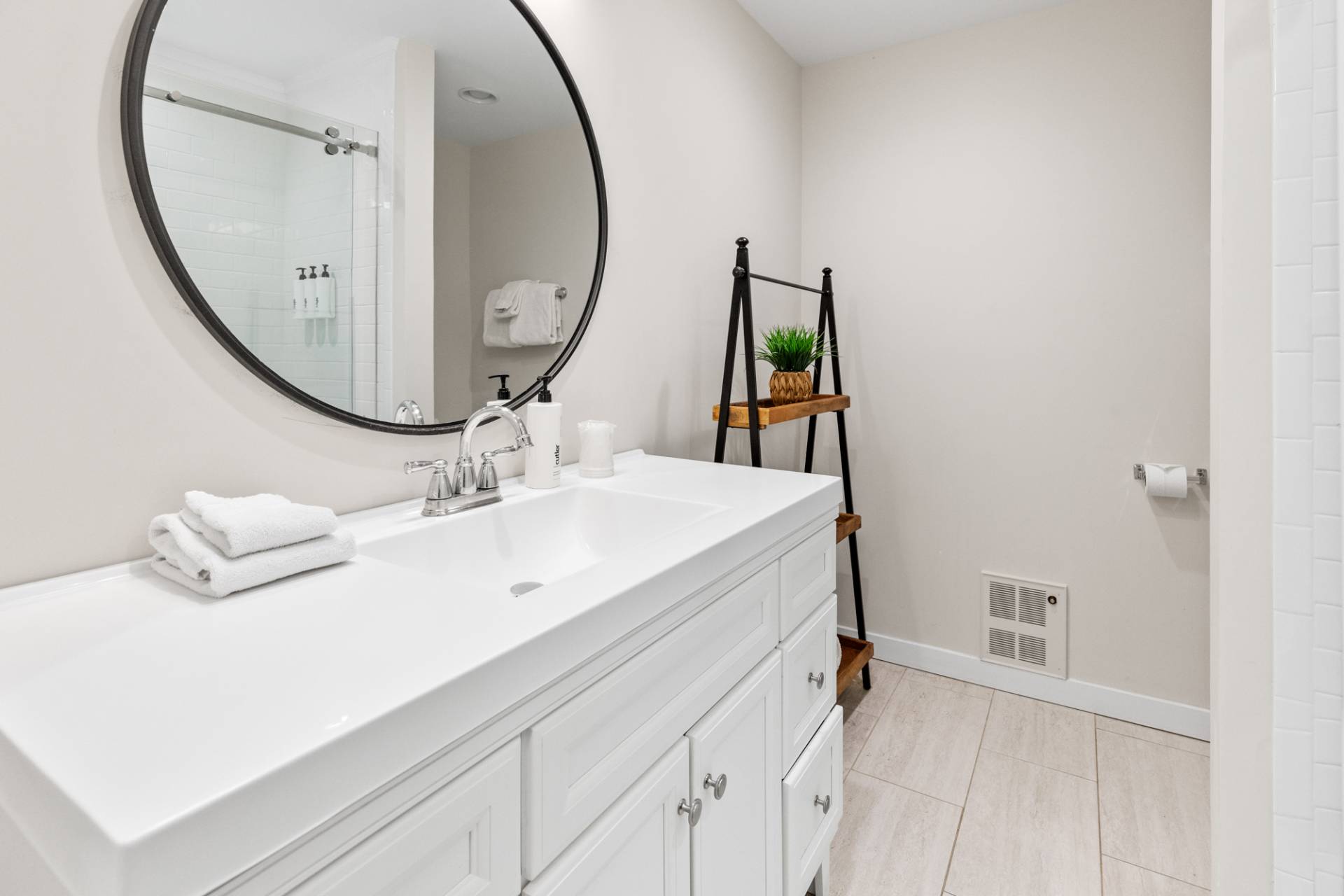 2166 Montauk Hwy Unit 75