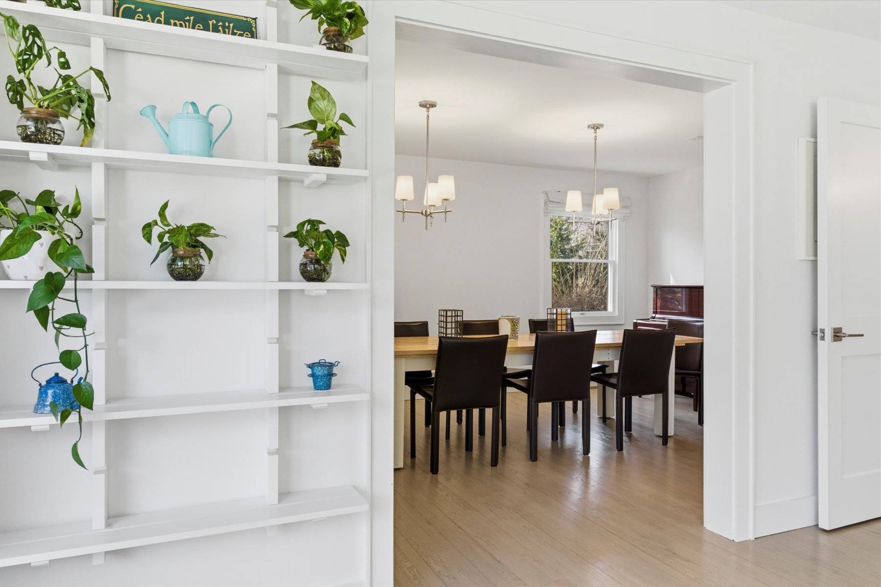 100 WAINSCOTT NORTHWEST RD