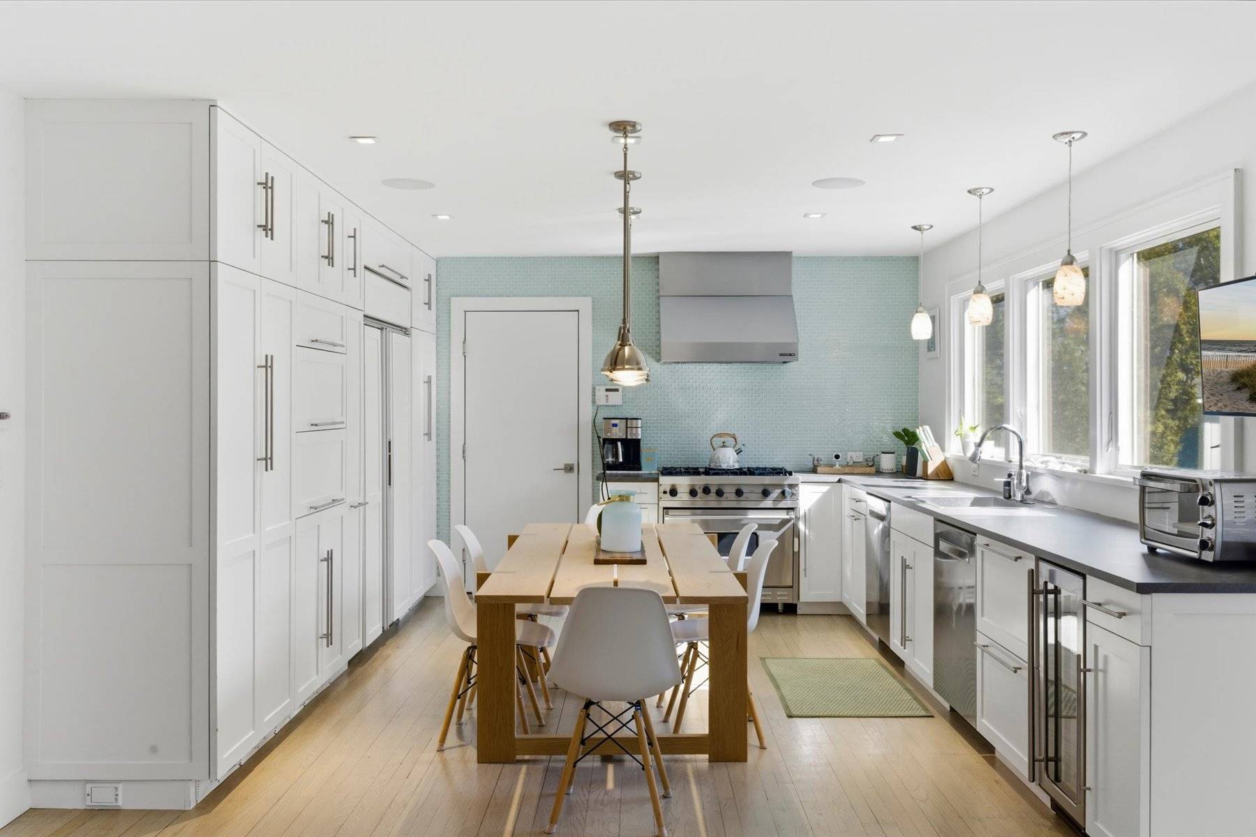 100 WAINSCOTT NORTHWEST RD